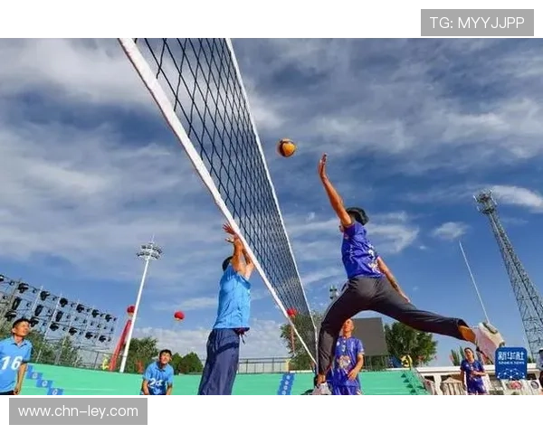 鄂尔多斯昂素镇8000余农牧民中超5000人打排球，覆盖率逾八成